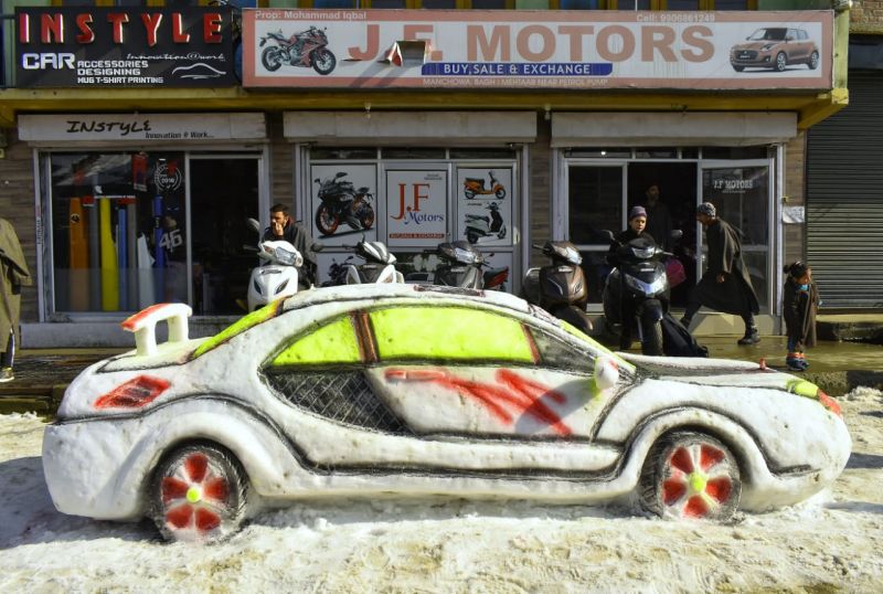 Snow car in Kashmir Picture taken by Firdous Qadri