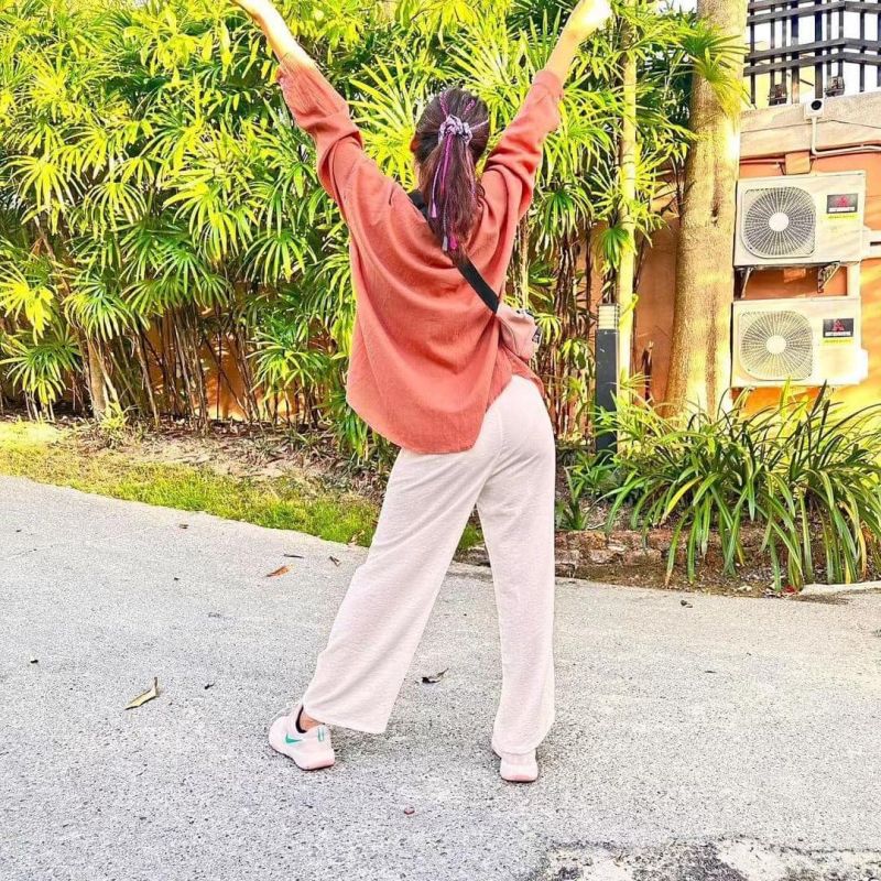  Shehnaaz Gill Flaunts her Colorful Braids at Thailand Holiday