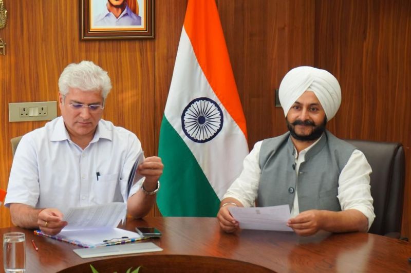 AAP MLA Jarnail Singh Meets Transport Minister Kailash Gehlot, Addresses Delhi Police Challans for Gurdwara Sri Sis Ganj Sahib Pilgrims