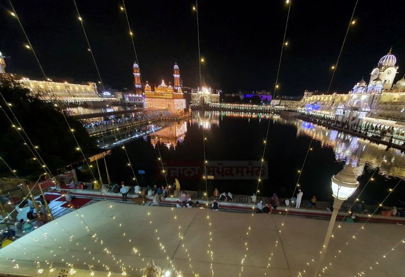 Fireworks Illuminate Golden Temple in Reverence of Sri Guru Nanak Dev Ji's Birth Anniversary