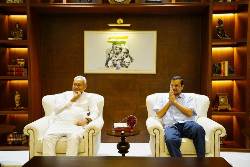 Bihar CM Nitish Kumar & Deputy CM Tejashwi Yadav arrived at Delhi CM Arvind Kejriwal's Residence Yesterday, Discussion held on the current political situation of the country
