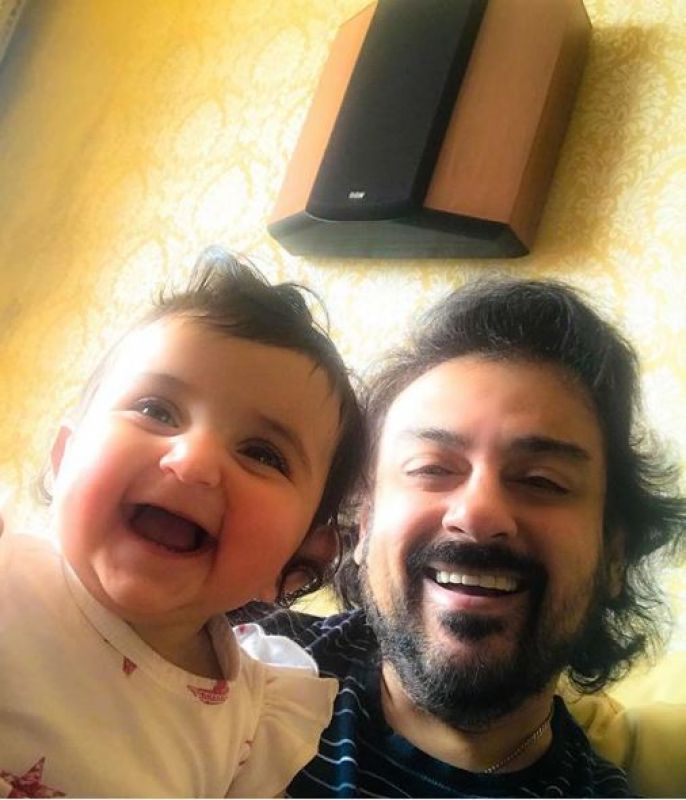 Adnan Sami celebrated the 1st birthday of his daughter, Medina!