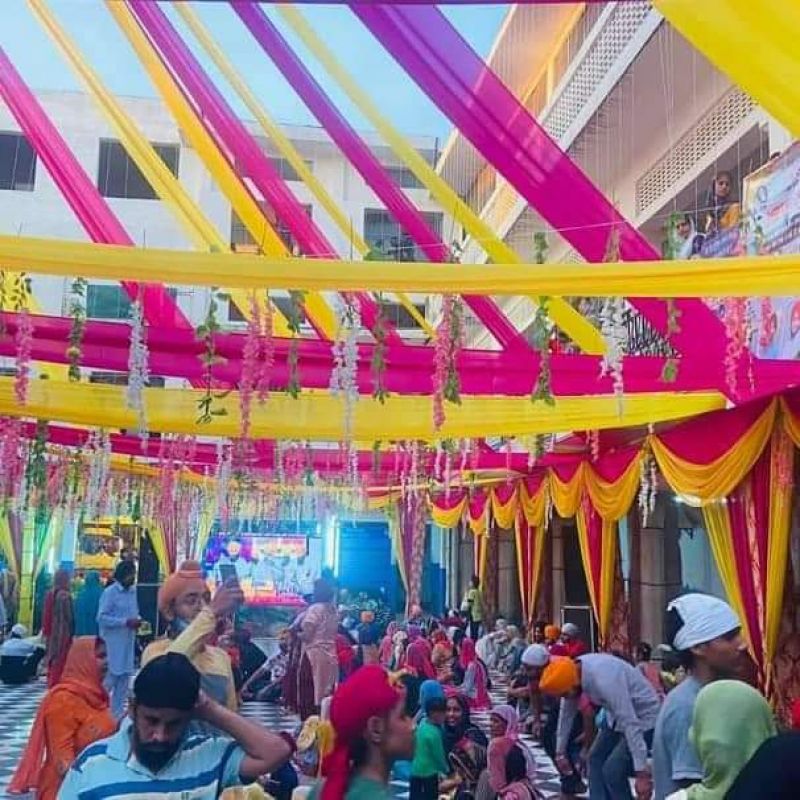 Adorned Glory: Gurdwara Kandh Sahib, Batala Shines Bright on Sri Guru Nanak Dev Ji's Wedding Anniversary. Sangat Gathers in Reverence, Celebrating the Sacred Union of Sri Guru Nanak Dev Ji
