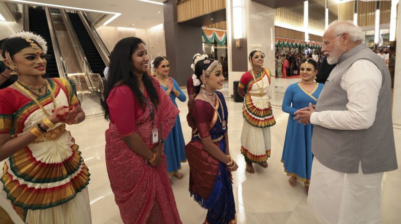 UAE Dy PM & HM Saif bin Zayed Al Nahyan Extends Warm Welcome to PM Modi in Dubai