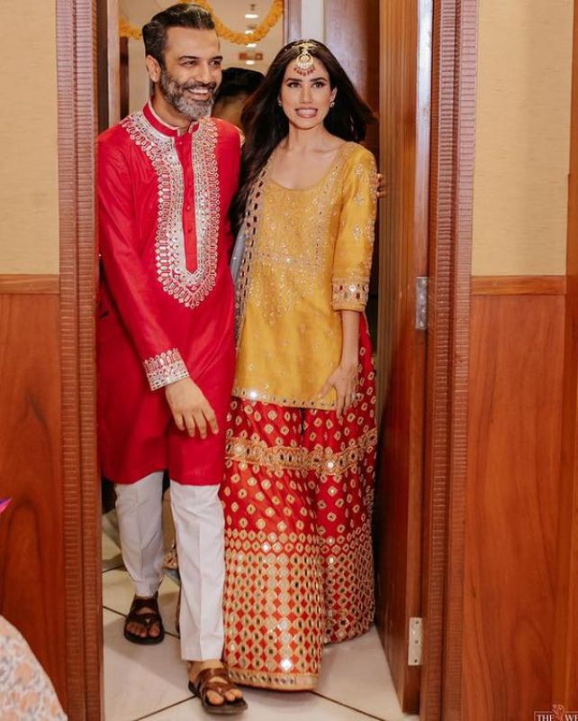Glimpses of Sonnalli Seygall's Mehendi Ceremony