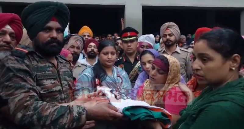 Anantnag Martyr Pardeep Singh cremated with full military honors at Balamgarh village, Patiala 
