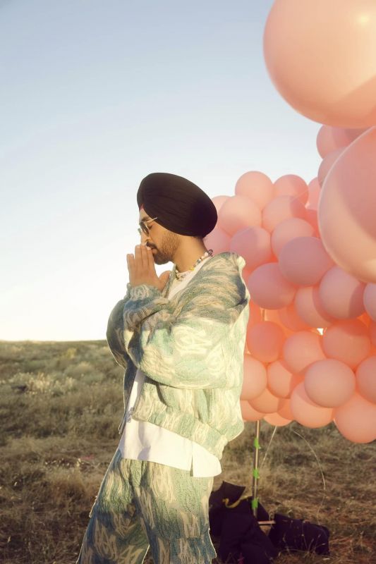 Diljit Dosanjh Unveils New Look, Garnering Enthusiastic Response from Fans