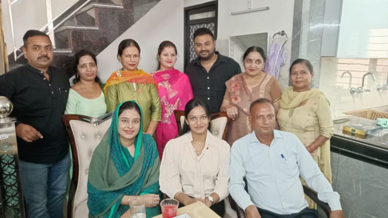 Punjab CM Bhagwant Mann's Wife, Dr. Gurpreet Kaur Congratulates 4 Successful PSC Judiciary Exam Students from Dhuri
