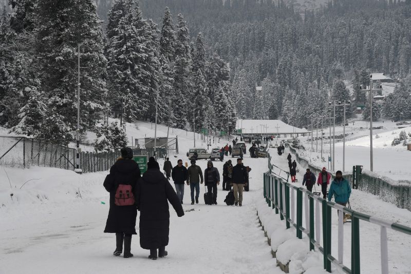 In Pics: Tourists Enjoying in the Enchanting Snowfall Bliss of Kashmir Valley