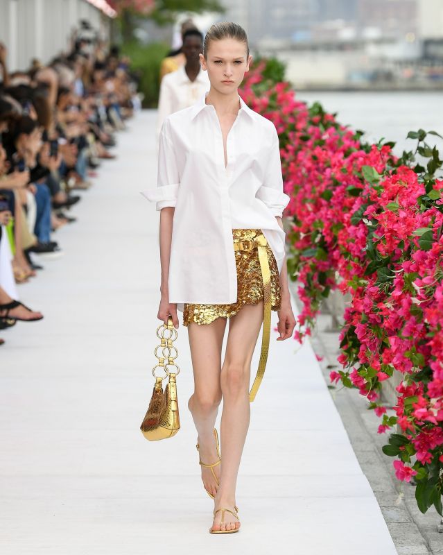 Glamour Unleashed: Captivating Runway Moments at New York Fashion Week 2023
