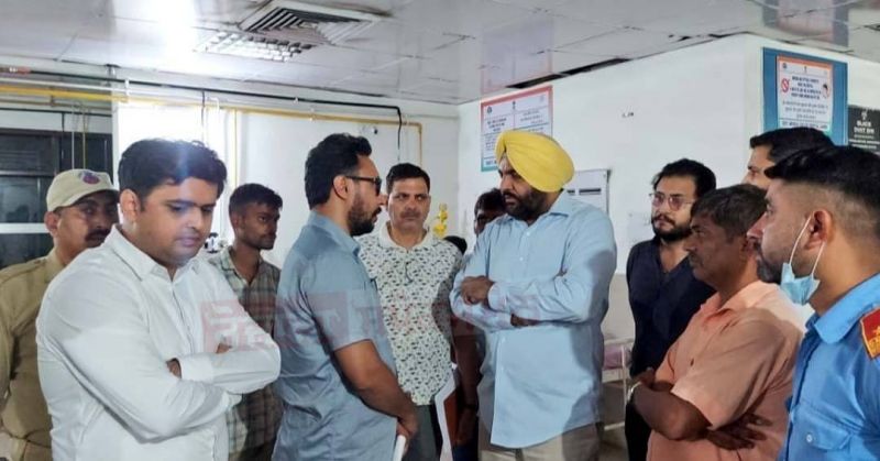 MP Gurjeet Aujla Meets Victims of Tragic Bus Accident in Jammu. Ten Pilgrims who were on their way to the Mata Vaishno Devi shrine of the same family were killed and several injured after a bus skidded off the Jammu-Srinagar national highway and fell into a deep gorge near Jhajjar Kotli in Jammu on Tuesday. 
