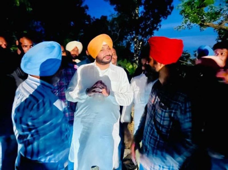 MP Ravneet Bittu Reviews Security Arrangements at Walipur Kalan village near Sutlej River Dam