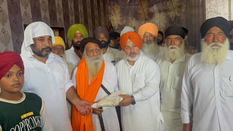 Cabinet Minister Chetan Singh Jauramajra Meets the freedom fighters of District Patiala & Saluted their Bravery