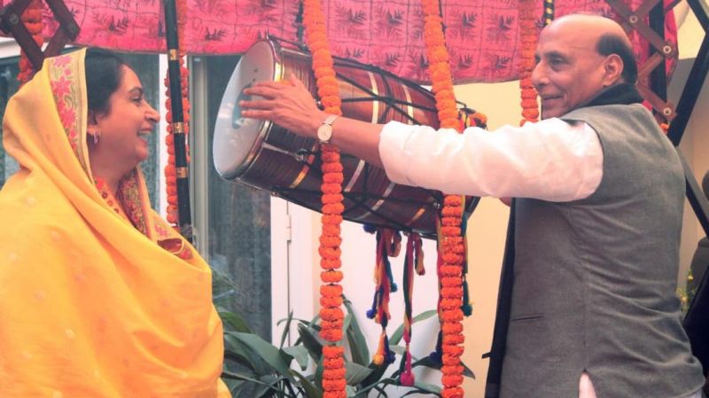 laughter & games at Badal’s residence