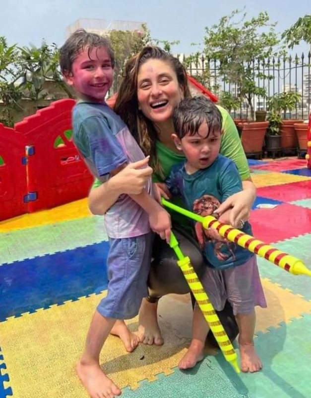 Bollywood Star Kareena Kapoor Khan Celebrates Festival of Colours-Holi with her Kids
