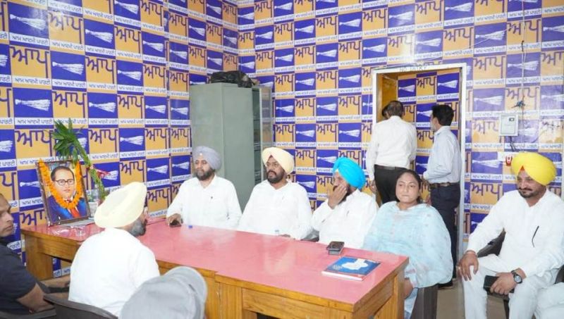 Paid Obeisance at Gurdwara Sahib and Baba Sodal Ji temple of the city
