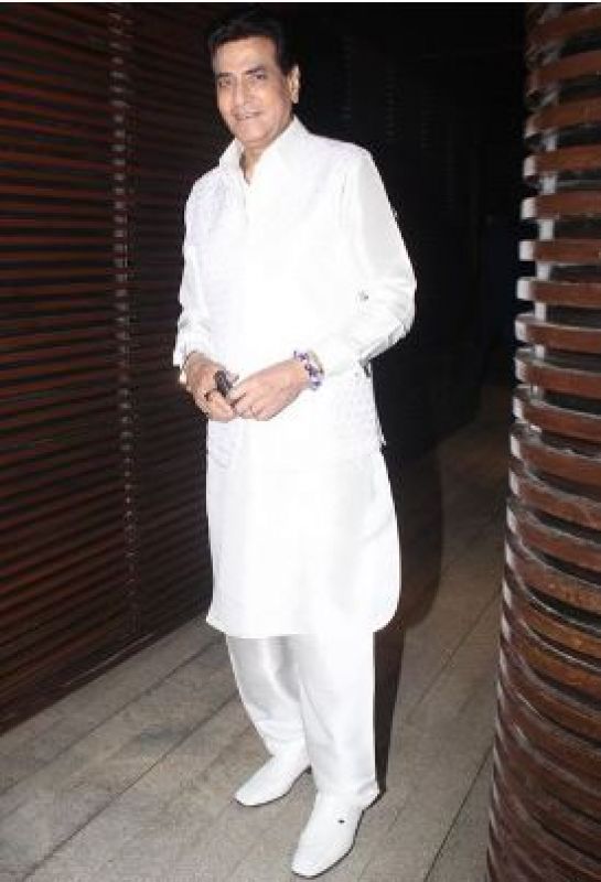 Three Iconic Styles of Legend Jeetendra 