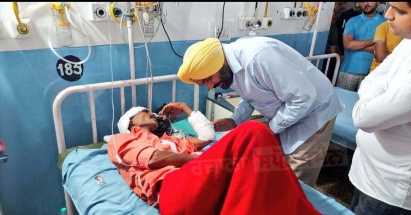 MP Gurjeet Aujla Meets Victims of Tragic Bus Accident in Jammu. Ten Pilgrims who were on their way to the Mata Vaishno Devi shrine of the same family were killed and several injured after a bus skidded off the Jammu-Srinagar national highway and fell into a deep gorge near Jhajjar Kotli in Jammu on Tuesday. 
