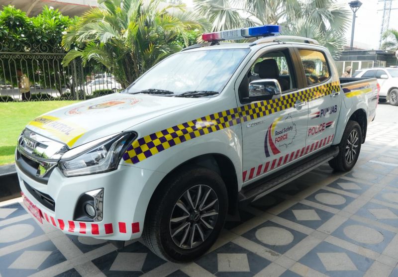 CM Mann Meets Top Police Officers, Announces 'Road Safety Force' to Tackle Road Accidents