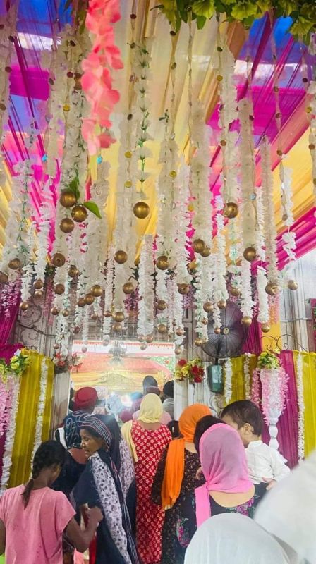 Adorned Glory: Gurdwara Kandh Sahib, Batala Shines Bright on Sri Guru Nanak Dev Ji's Wedding Anniversary. Sangat Gathers in Reverence, Celebrating the Sacred Union of Sri Guru Nanak Dev Ji