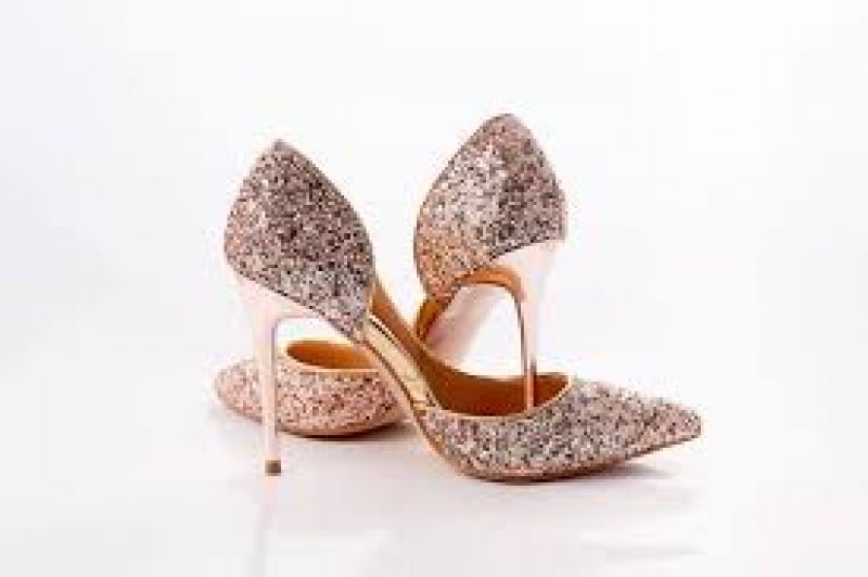 Try These Indian Footwear On Special Occasions
