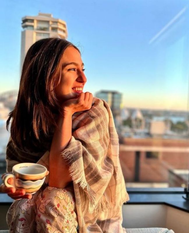 No one can replace Sara Ali Khan's Simplicity