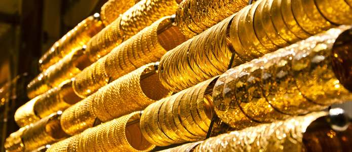 Gold slips on muted demand, silver tops Rs 40k Gold slips on muted demand, silver tops Rs 40k